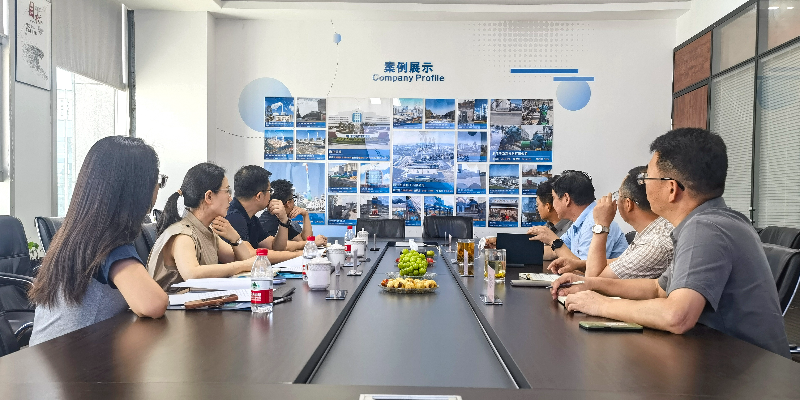 錢江世紀城黨工委委員、管委會副主任俞魯曉一行蒞臨杰锎科技調研指導